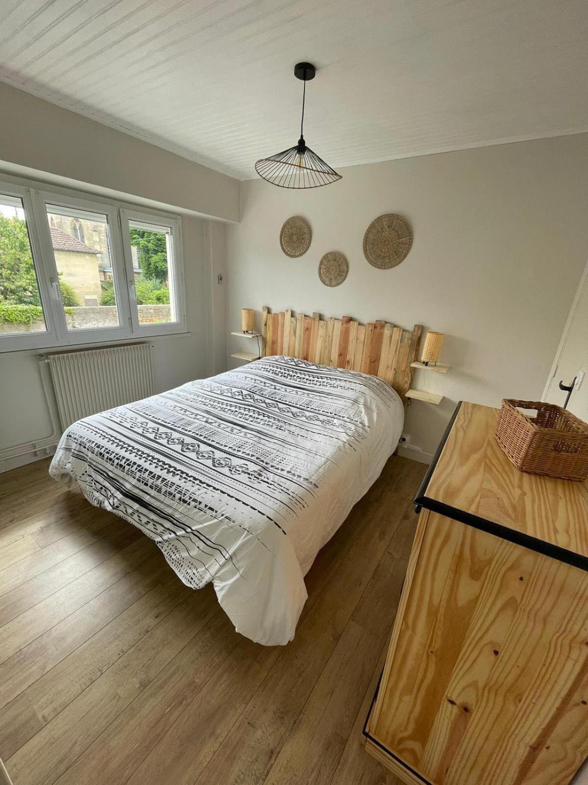 Appartement A 100m De La *